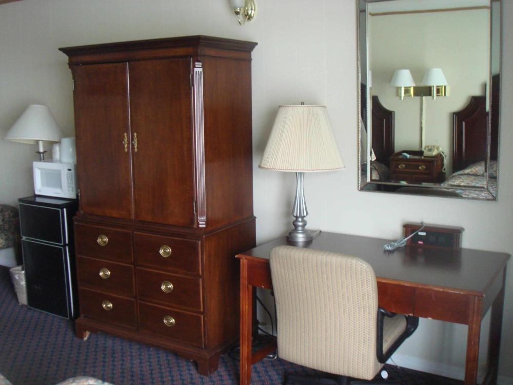 Standard King Room - Non-Smoking  interior